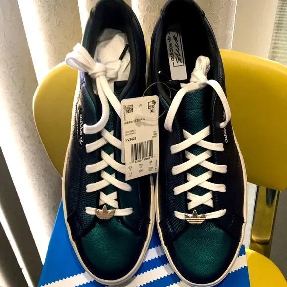 adidas gazelle silver green womens adidas Women's Sleek Shoes